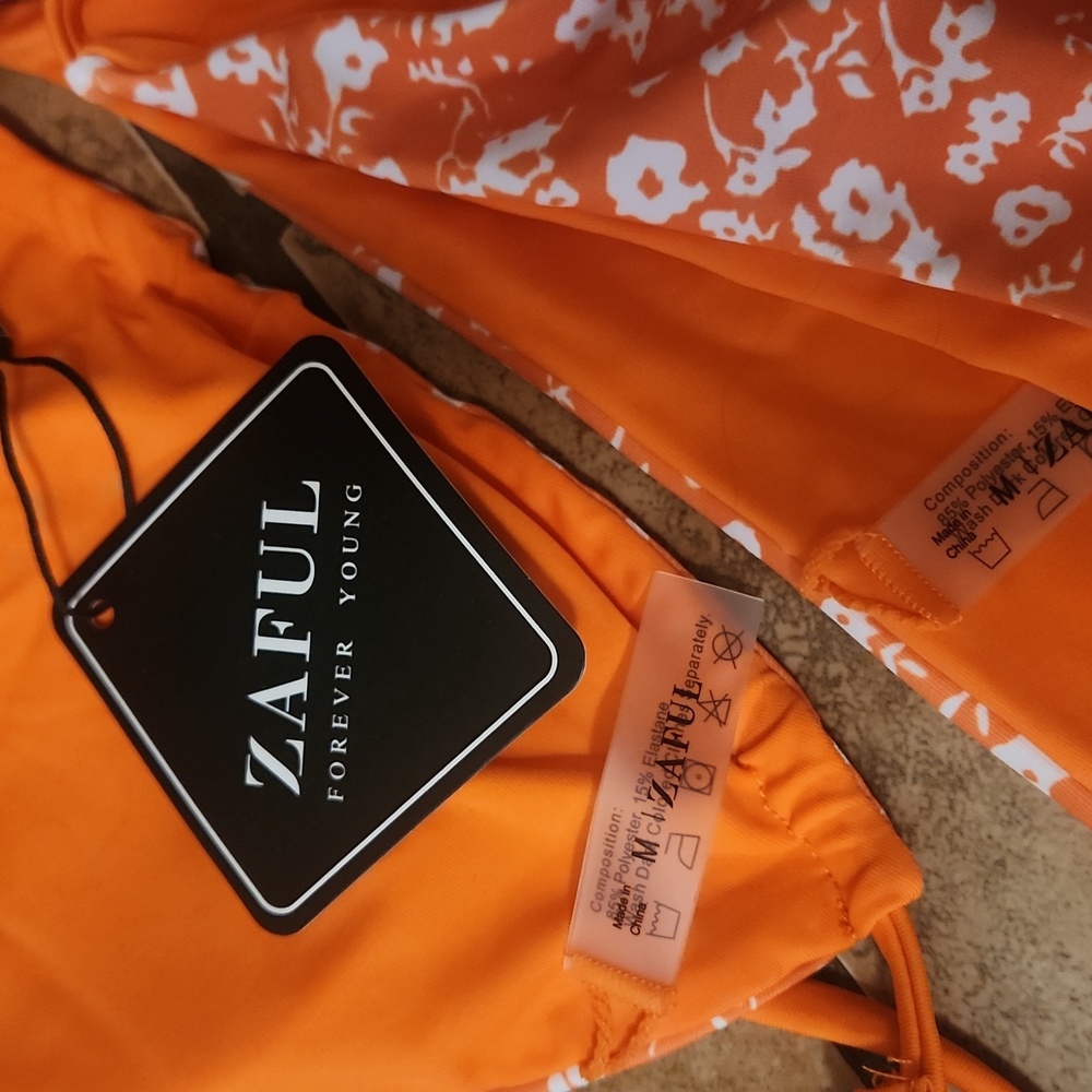 Zaful Women's Triangle Floral String Bikini  - Picture 6 of 6